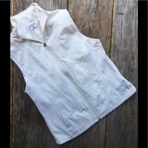 Ladies Columbia vest (M)